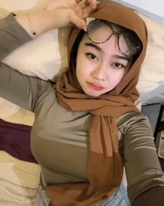 enaknya Tidur Bareng Teman Kantor