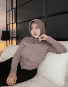 Bermain Dengan Gadis Hijab